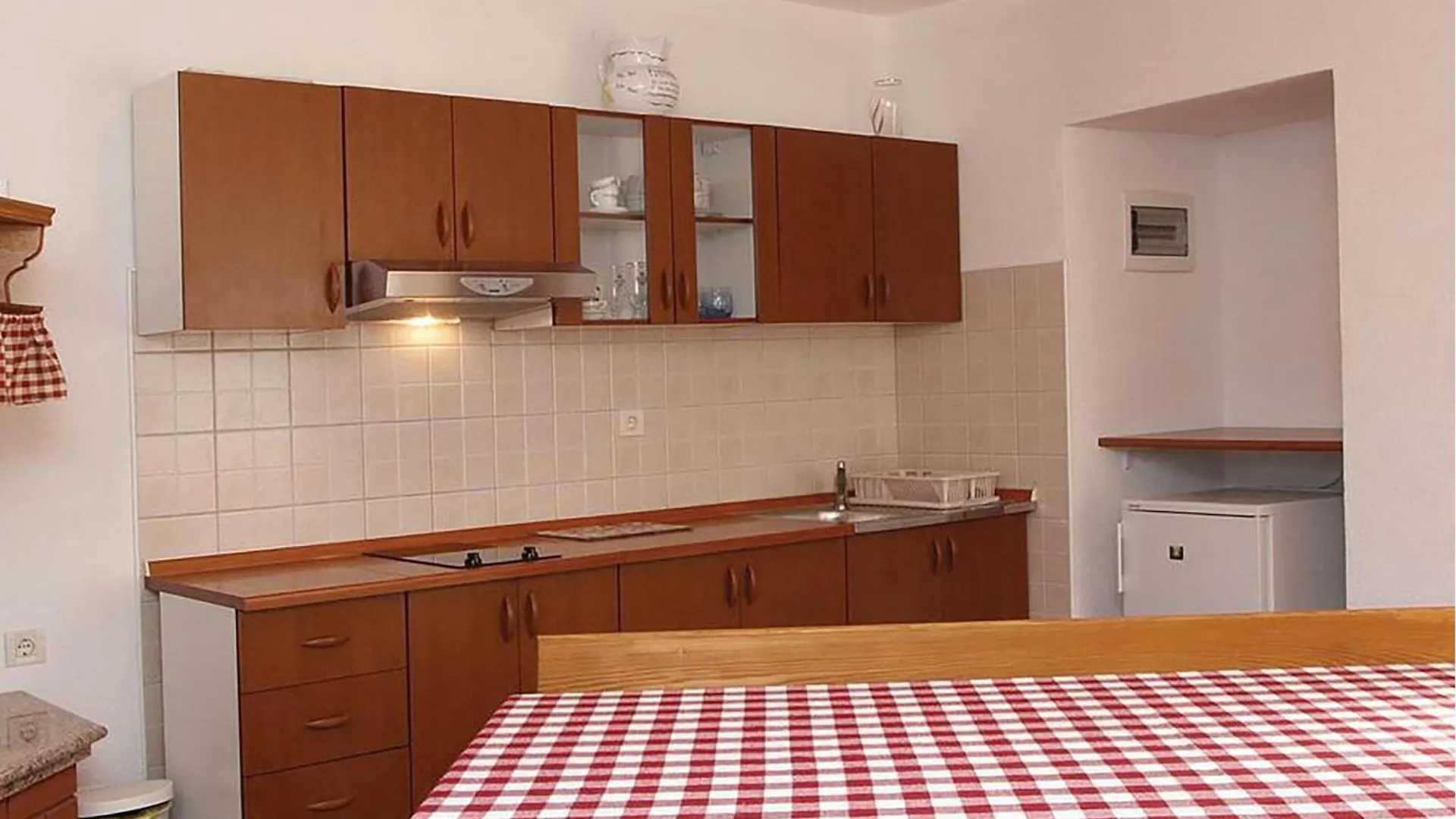 2 Bedroom Awesome Apartment In Plomin